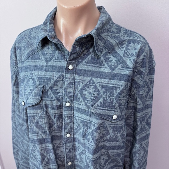 Lucky Brand Men’s Blue Aztec Denim Pearl Snap Shirt Western Saturday Stretch - Picture 2 of 5